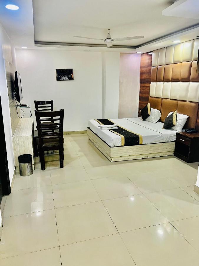 Hotel Asian Plaza Delhi Airport New Delhi Extérieur photo